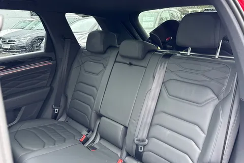 DG75WJK Volkswagen Touareg 3.0 V6 TSI eHybrid 4Motion R 5dr Tip Auto | Tow Bar | Massage Seats Thumbnail #19