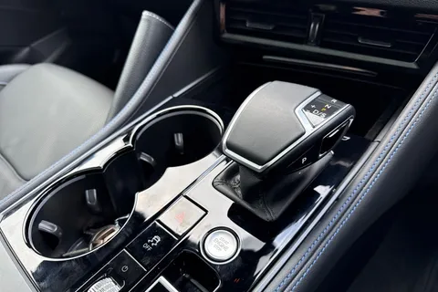 DG75WJK Volkswagen Touareg 3.0 V6 TSI eHybrid 4Motion R 5dr Tip Auto | Tow Bar | Massage Seats Thumbnail #23