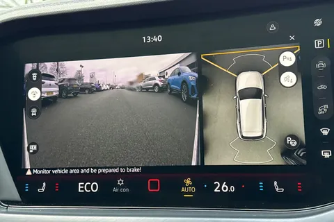 DG75WJK Volkswagen Touareg 3.0 V6 TSI eHybrid 4Motion R 5dr Tip Auto | Tow Bar | Massage Seats Thumbnail #31