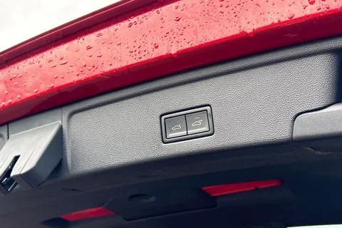 DG75WJK Volkswagen Touareg 3.0 V6 TSI eHybrid 4Motion R 5dr Tip Auto | Tow Bar | Massage Seats Thumbnail #43