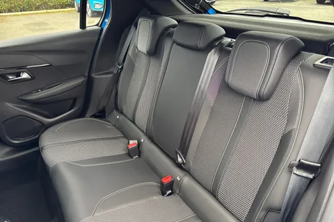 MJ24ZGB PEUGEOT 208 1.2 PureTech GT Euro 6 (s/s) 5dr Thumbnail #20