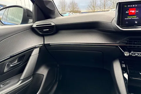 MJ24ZGB PEUGEOT 208 1.2 PureTech GT Euro 6 (s/s) 5dr Thumbnail #21