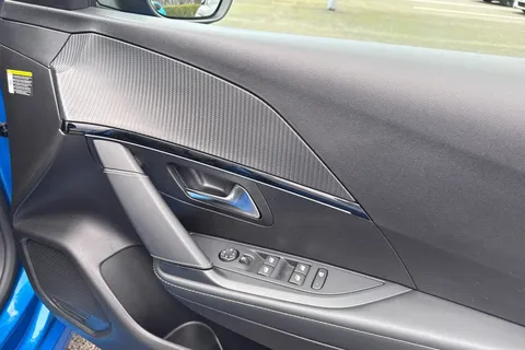 MJ24ZGB PEUGEOT 208 1.2 PureTech GT Euro 6 (s/s) 5dr Thumbnail #22