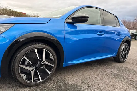 MJ24ZGB PEUGEOT 208 1.2 PureTech GT Euro 6 (s/s) 5dr Thumbnail #29