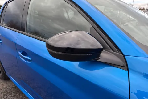 MJ24ZGB PEUGEOT 208 1.2 PureTech GT Euro 6 (s/s) 5dr Thumbnail #38