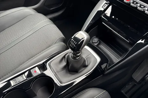 MJ24ZGB PEUGEOT 208 1.2 PureTech GT Euro 6 (s/s) 5dr Thumbnail #58