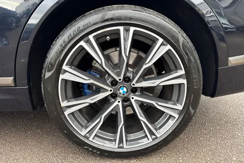 NV69AXB BMW X7 3.0 M50d Auto xDrive Euro 6 (s/s) 5dr Thumbnail #11