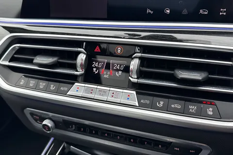 NV69AXB BMW X7 3.0 M50d Auto xDrive Euro 6 (s/s) 5dr Thumbnail #22