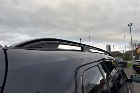 NV69AXB BMW X7 3.0 M50d Auto xDrive Euro 6 (s/s) 5dr Thumbnail #29