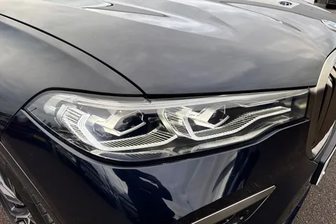 NV69AXB BMW X7 3.0 M50d Auto xDrive Euro 6 (s/s) 5dr Thumbnail #32