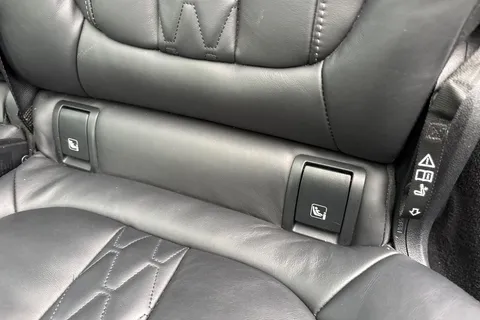 NV69AXB BMW X7 3.0 M50d Auto xDrive Euro 6 (s/s) 5dr Thumbnail #37