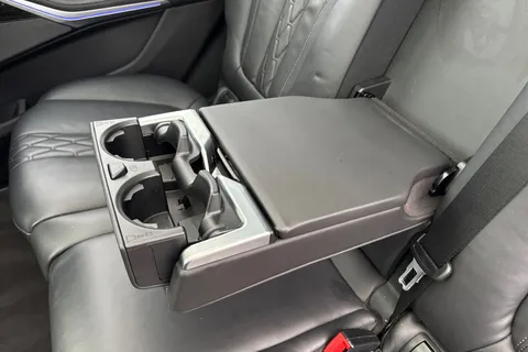 NV69AXB BMW X7 3.0 M50d Auto xDrive Euro 6 (s/s) 5dr Thumbnail #39