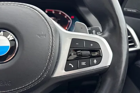 NV69AXB BMW X7 3.0 M50d Auto xDrive Euro 6 (s/s) 5dr Thumbnail #54