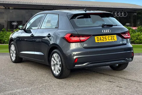 DA25CZE Audi A1 Sport 25 TFSI 95 PS 5-speed Thumbnail #3