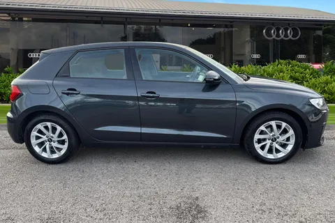 DA25CZE Audi A1 Sport 25 TFSI 95 PS 5-speed Thumbnail #4