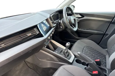 DA25CZE Audi A1 Sport 25 TFSI 95 PS 5-speed Thumbnail #16