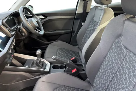 DA25CZE Audi A1 Sport 25 TFSI 95 PS 5-speed Thumbnail #17