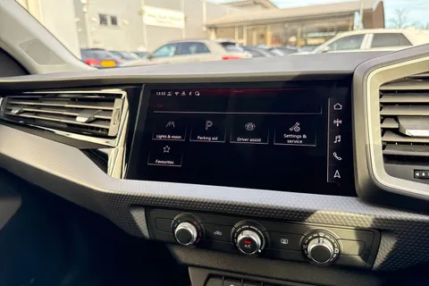 DA25CZE Audi A1 Sport 25 TFSI 95 PS 5-speed Thumbnail #39