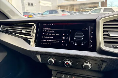 DA25CZE Audi A1 Sport 25 TFSI 95 PS 5-speed Thumbnail #42