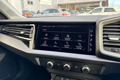 DA25CZE Audi A1 Sport 25 TFSI 95 PS 5-speed Thumbnail #44