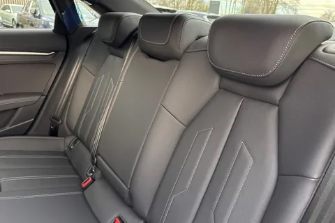 18 of 49 for Audi A3 1.5 TFSI S line Euro 6 (s/s) 4dr