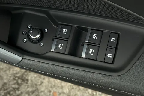 20 of 49 for Audi A3 1.5 TFSI S line Euro 6 (s/s) 4dr