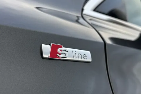 27 of 49 for Audi A3 1.5 TFSI S line Euro 6 (s/s) 4dr