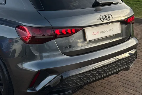 LT75ZTX Audi A3 Black Edition 40 TFSI e  204 PS S tronic Thumbnail #9