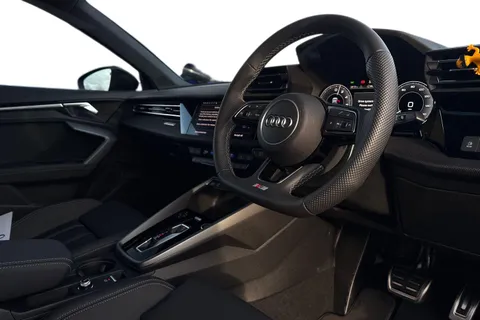 LT75ZTX Audi A3 Black Edition 40 TFSI e  204 PS S tronic Thumbnail #15