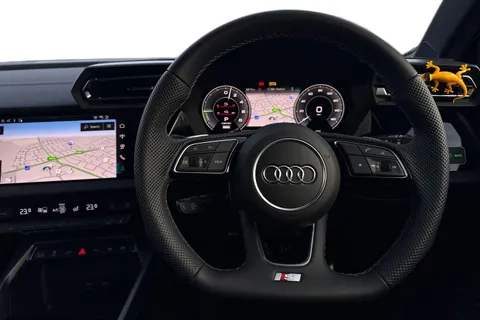 LT75ZTX Audi A3 Black Edition 40 TFSI e  204 PS S tronic Thumbnail #19