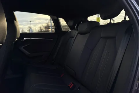 LT75ZTX Audi A3 Black Edition 40 TFSI e  204 PS S tronic Thumbnail #20