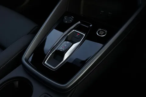 LT75ZTX Audi A3 Black Edition 40 TFSI e  204 PS S tronic Thumbnail #24