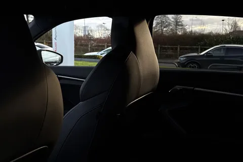 LT75ZTX Audi A3 Black Edition 40 TFSI e  204 PS S tronic Thumbnail #30