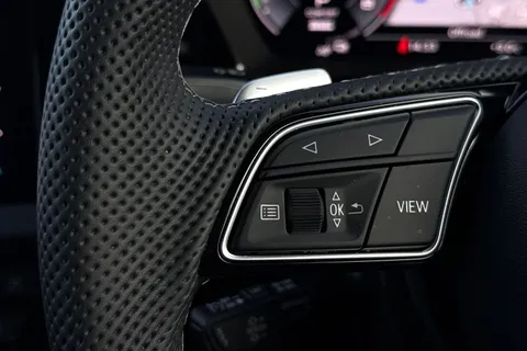 LT75ZTX Audi A3 Black Edition 40 TFSI e  204 PS S tronic Thumbnail #35