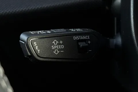 LT75ZTX Audi A3 Black Edition 40 TFSI e  204 PS S tronic Thumbnail #37