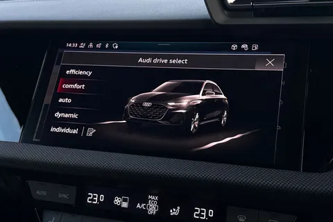 LT75ZTX Audi A3 Black Edition 40 TFSI e  204 PS S tronic Thumbnail #41