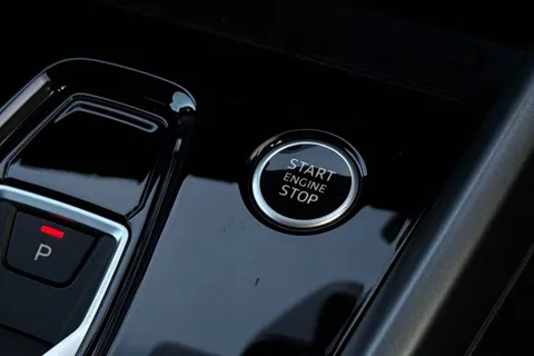 LT75ZTX Audi A3 Black Edition 40 TFSI e  204 PS S tronic Thumbnail #42