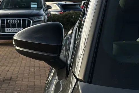 LT75ZTX Audi A3 Black Edition 40 TFSI e  204 PS S tronic Thumbnail #54