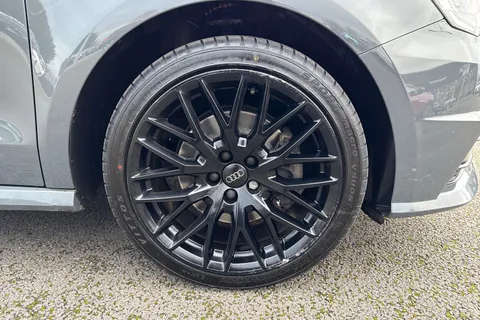 SO18LVZ Audi A1 1.4 TFSI S line Euro 6 (s/s) 3dr (Nav) Thumbnail #10