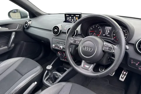 SO18LVZ Audi A1 1.4 TFSI S line Euro 6 (s/s) 3dr (Nav) Thumbnail #14