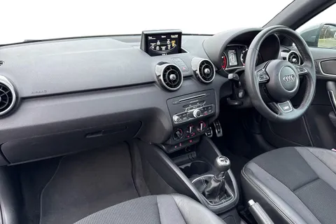 SO18LVZ Audi A1 1.4 TFSI S line Euro 6 (s/s) 3dr (Nav) Thumbnail #15