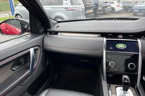 20 of 60 for Land Rover Discovery Sport 2.0 D180 MHEV R-Dynamic HSE Auto 4WD Euro 6 (s/s) 5dr