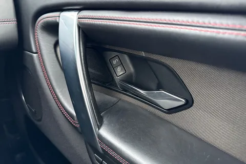 21 of 60 for Land Rover Discovery Sport 2.0 D180 MHEV R-Dynamic HSE Auto 4WD Euro 6 (s/s) 5dr