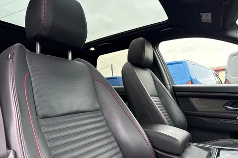 24 of 60 for Land Rover Discovery Sport 2.0 D180 MHEV R-Dynamic HSE Auto 4WD Euro 6 (s/s) 5dr