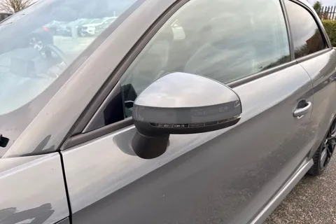 SO18LVZ Audi A1 1.4 TFSI S line Euro 6 (s/s) 3dr (Nav) Thumbnail #28