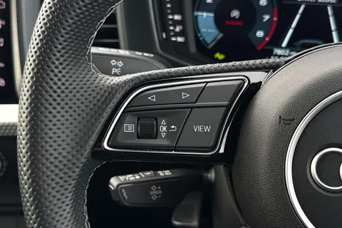 DS74XCG Audi A1 Black Edition 30 TFSI  116 PS 6-speed Thumbnail #36