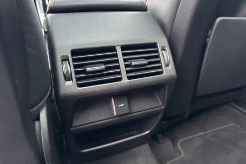 37 of 60 for Land Rover Discovery Sport 2.0 D180 MHEV R-Dynamic HSE Auto 4WD Euro 6 (s/s) 5dr