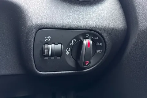 SO18LVZ Audi A1 1.4 TFSI S line Euro 6 (s/s) 3dr (Nav) Thumbnail #46