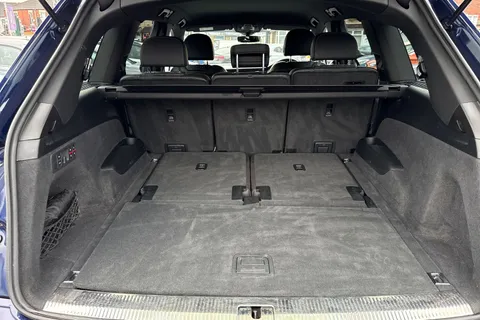 10 of 62 for Audi Q7 3.0 TDI V6 50 Black Edition Tiptronic quattro Euro 6 (s/s) 5dr