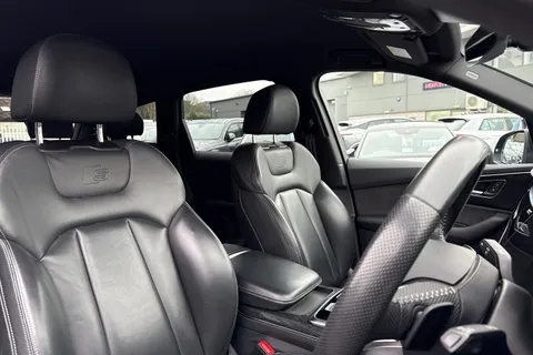 21 of 62 for Audi Q7 3.0 TDI V6 50 Black Edition Tiptronic quattro Euro 6 (s/s) 5dr